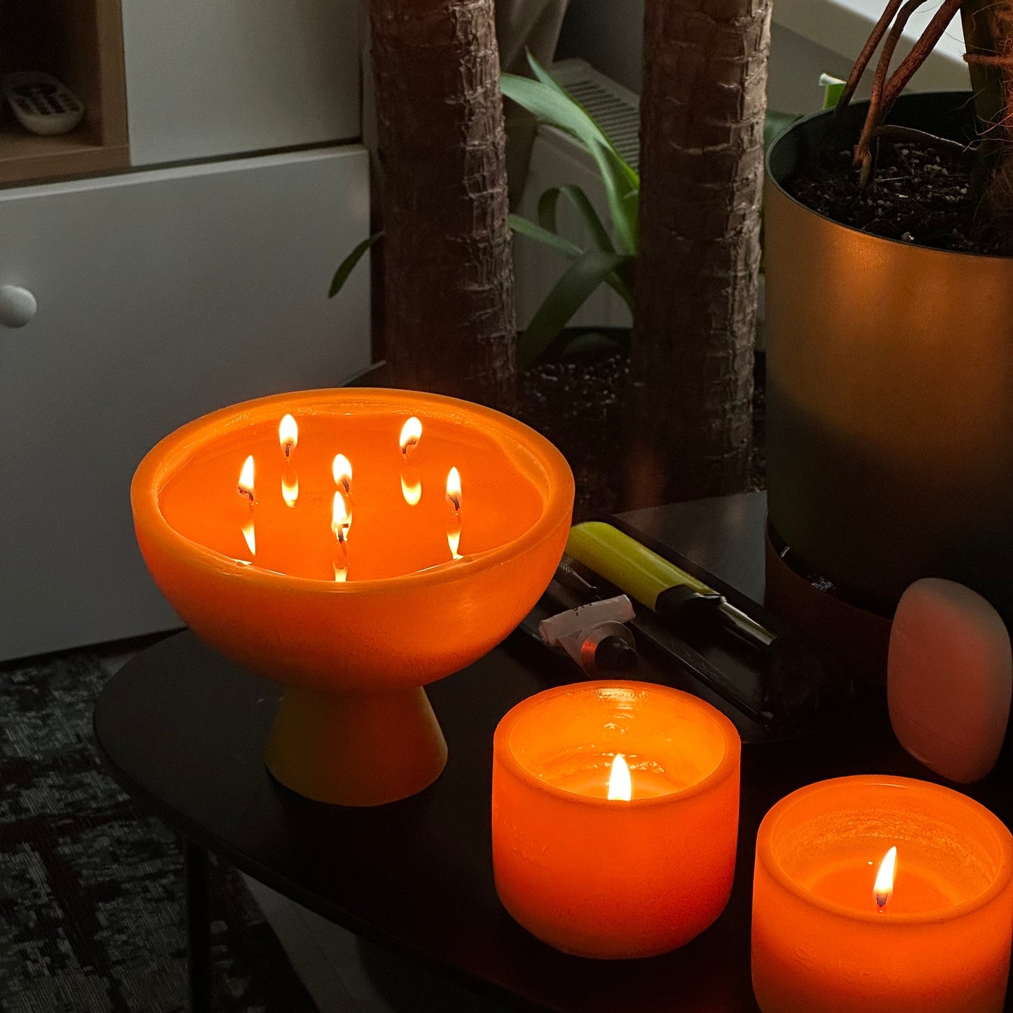 Свічка «Karma», циліндр, 220 г — лаванда, амбра і шавлія