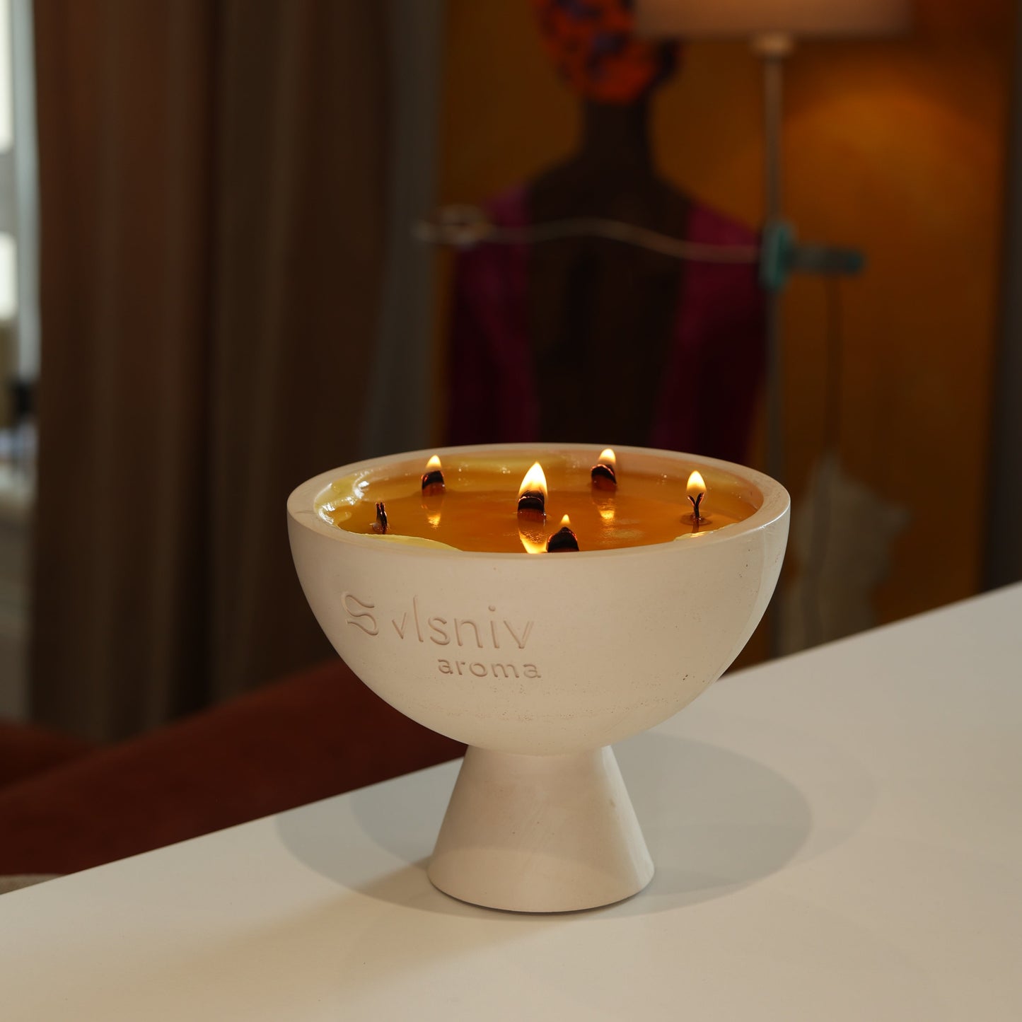 Соєва свічка «Одержима» чаша, 520 г — пристрасний аромат амбри та ванілі