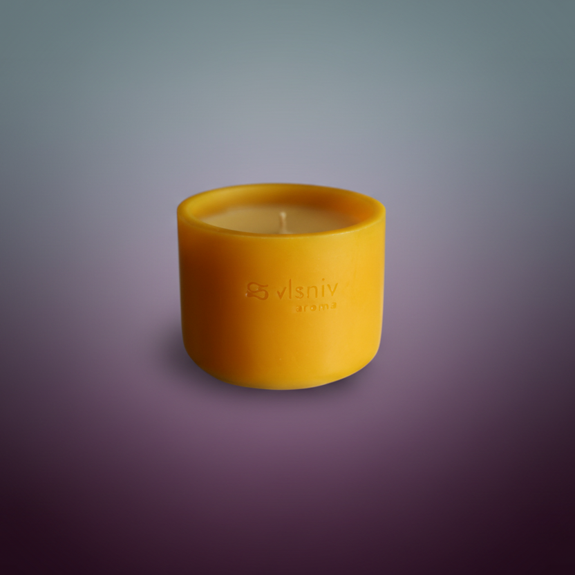 Свічка «Aura», циліндр, 220 г — морський вітер і зелене листя