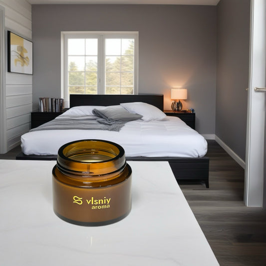 Соєва свічка «Rituals» міні, скляна, 80 г — димно-свіжий аромат уду та ладану