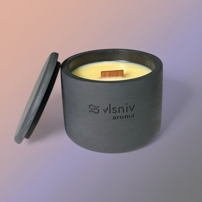 Соєва свічка «Без тривоги» циліндр, 220 г — аромат мирри та уду Vlsniy.aroma
