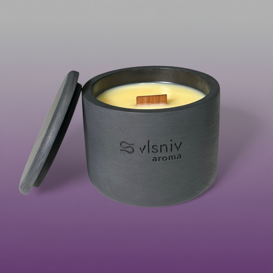 Соєва свічка «Одержима» циліндр, 220 г — пристрасний аромат амбри та ванілі