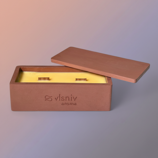 Соєва свічка «Без тривоги» ванночка, 320 г — аромат мирри та уду