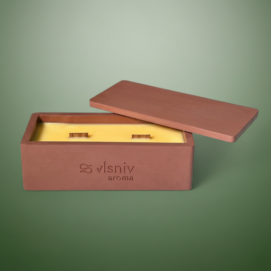 Соєва свічка «Ретрит у Карпатах» ванночка, 320 г — кедр, ялиця та мох