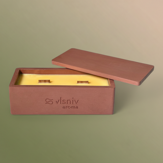 Соєва свічка «Rituals» ванночка, 320 г — димно-свіжий аромат уду та ладану